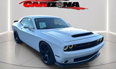 2016 Dodge Challenger SXT Plus