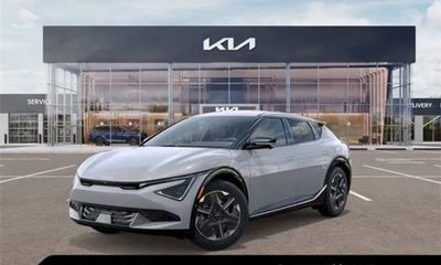 2025 Kia EV6 Light Long Range