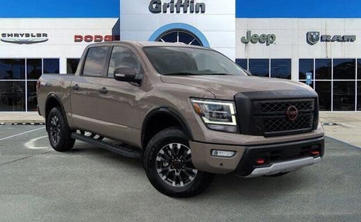 2024 Nissan Titan