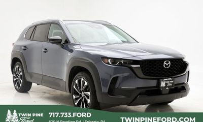 2025 Mazda CX-50 Premium Plus