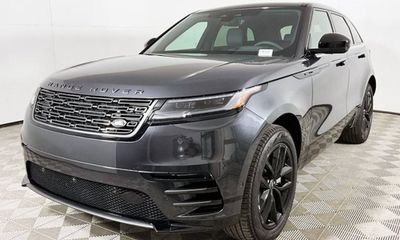 2026 Land Rover Range Velar P250 Dynamic SE