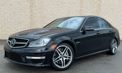 2014 Mercedes-Benz C-Class C63 AMG
