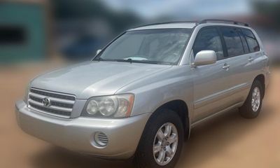 2003 Toyota Highlander STD