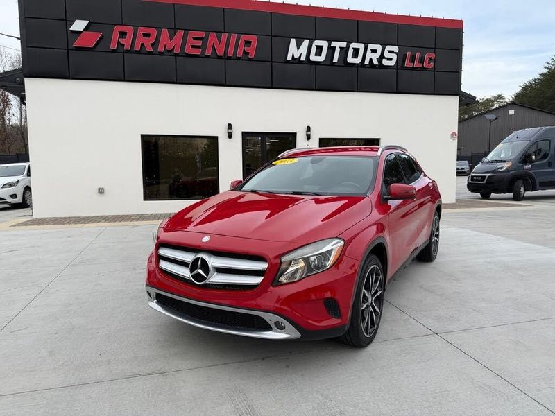 2015 Mercedes-Benz GLA-Class — a typically priced live listing