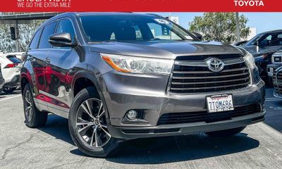 2016 Toyota Highlander Base Hybrid