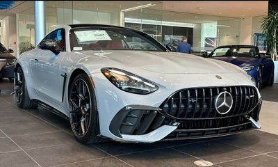 2026 Mercedes-Benz AMG GT GT63 Pro