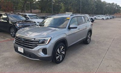 2025 Volkswagen Atlas SE