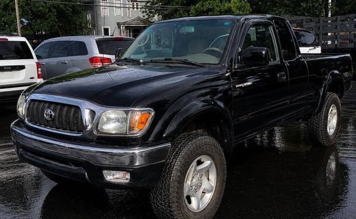 2002 Toyota Tacoma Deluxe