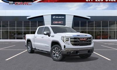 2026 GMC Sierra SLT