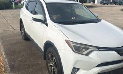 2018 Toyota RAV4 Adventure XLE