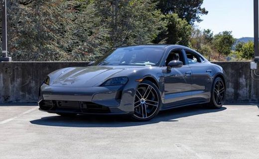 2025 Porsche Taycan Turbo S
