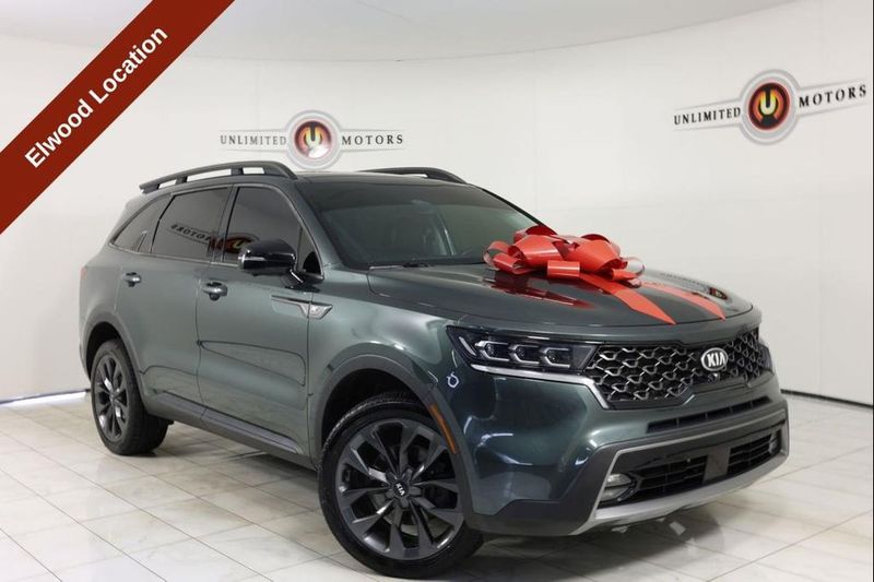 2021 Kia Sorento — a typically priced live listing