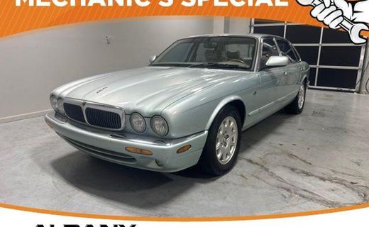 2000 Jaguar XJ8