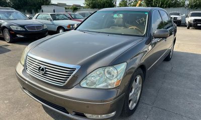 2004 Lexus LS 430
