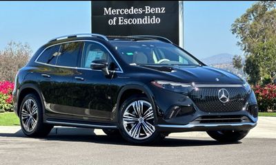 2026 Mercedes-Benz EQS-Class SUV EQS450 4MATIC