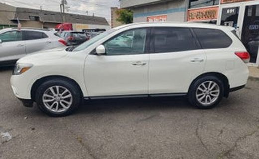 2015 Nissan Pathfinder S
