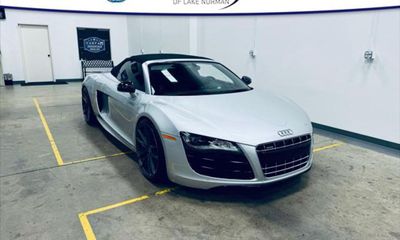 2012 Audi R8 52 Quattro Spyder