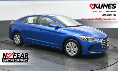 2018 Hyundai Elantra SE