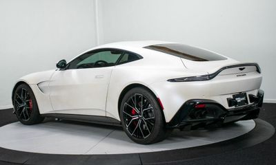 2021 Aston Martin Vantage