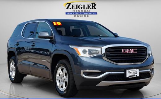 2019 GMC Acadia SLE 1