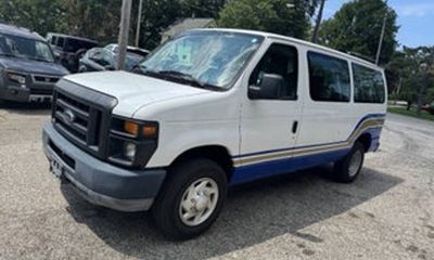 2011 Ford E-350