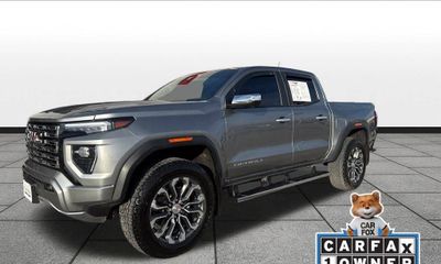 2023 GMC Canyon Denali