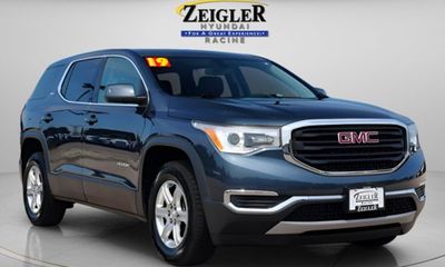 2019 GMC Acadia SLE 1