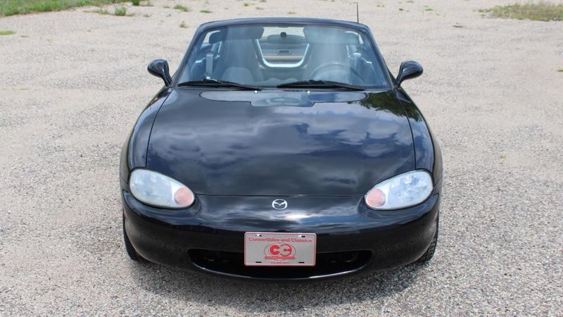 1999 Mazda MX-5 — a typically priced live listing