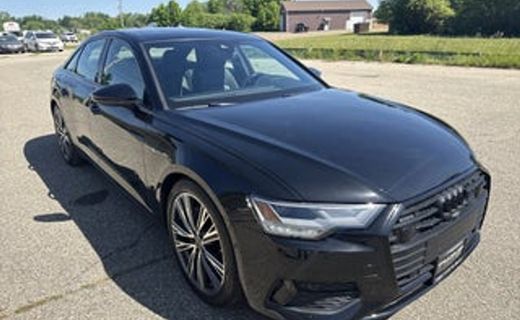 2022 Volvo S90 Momentum