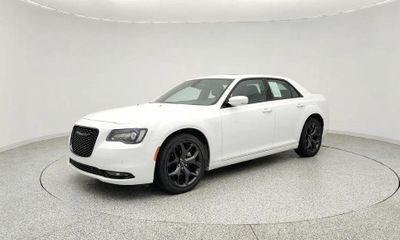 2023 Chrysler 300 300S