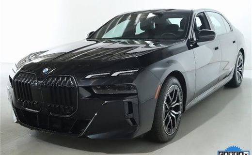 2025 BMW 740I
