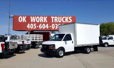 2017 GMC Savana 3500 139 Cutaway