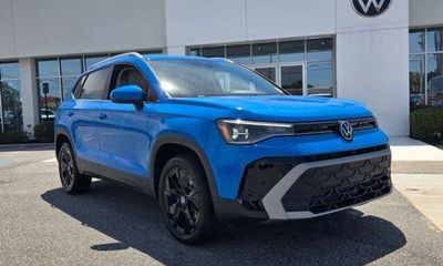 2026 Volkswagen Taos SE