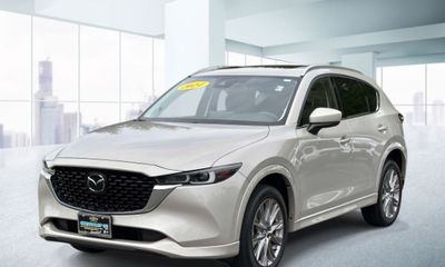 2024 Mazda CX-5 Premium Package