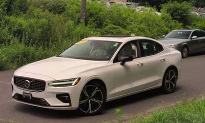 2024 Volvo S60 Core