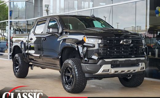 2025 Chevrolet Silverado RST