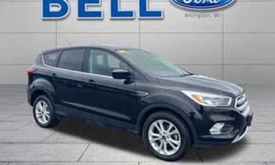 2020 Ford Escape SE