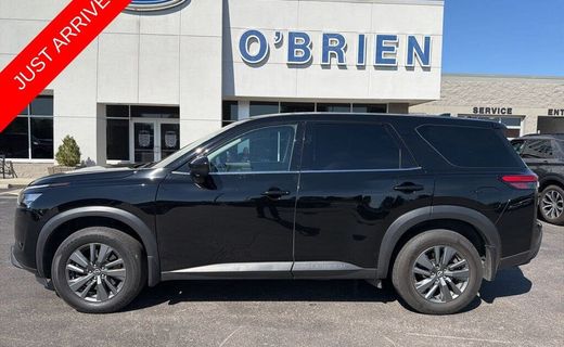 2023 Nissan Pathfinder S