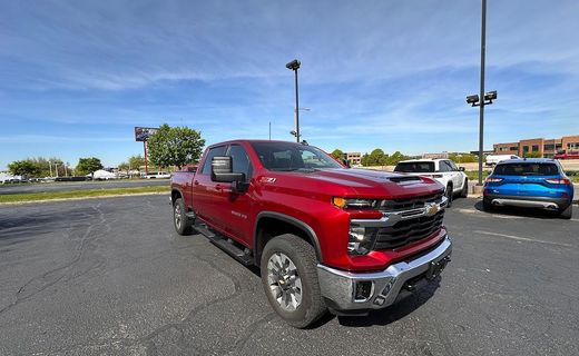 2024 Chevrolet Silverado HD LT