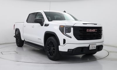 2025 GMC Sierra Elevation