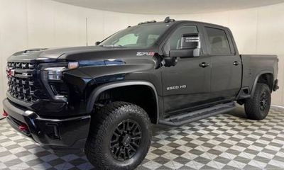 2024 Chevrolet Silverado HD ZR2