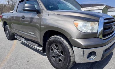 2012 Toyota Tundra SR5