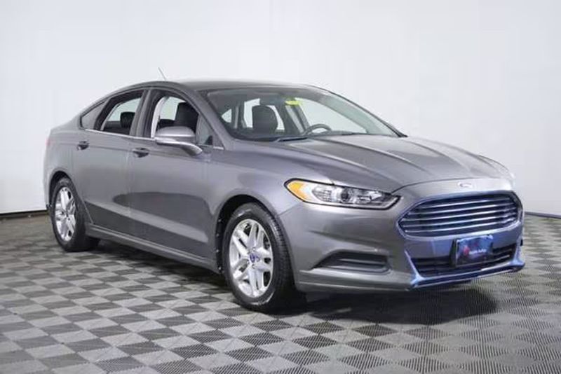 2013 Ford Fusion — a typically priced live listing