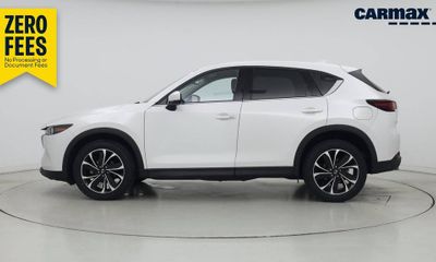 2023 Mazda CX-5 Premium Package