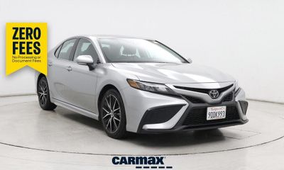 2023 Toyota Camry SE