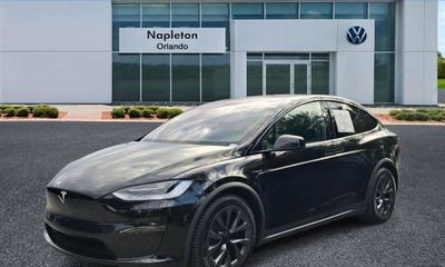 2022 Tesla Model X Plaid