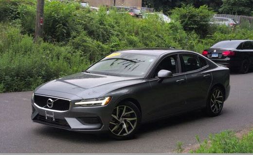 2020 Volvo S60 Momentum
