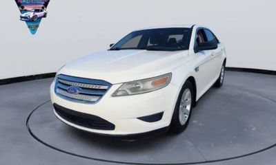 2012 Ford Taurus SE
