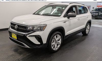 2023 Volkswagen Taos 4MOTION S