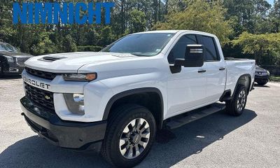 2023 Chevrolet Silverado HD Custom
